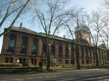 Kamp-Lintfort : Friedrich-Heinrich-Allee, ehem. Bergwerk West, Verwaltungs- und Kauengebäude